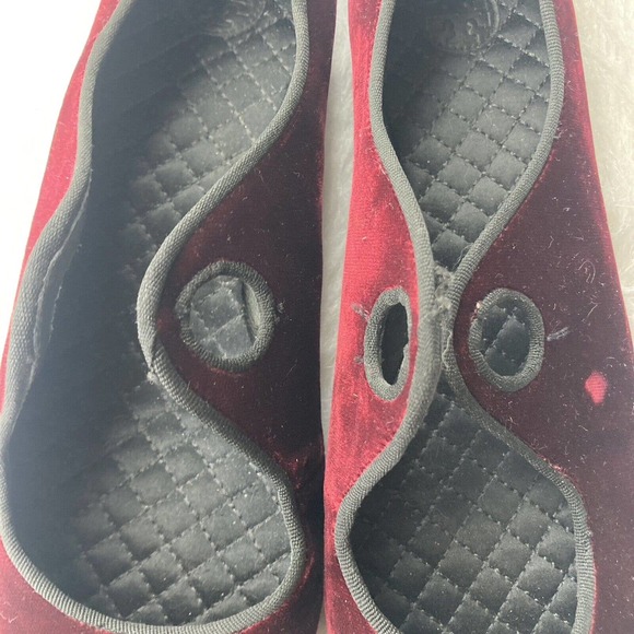 Tory Burch Clara Ballet Flats Size 9.5 Crushed Red Velvet Leather Missing Ribbon - Picture 4 of 14